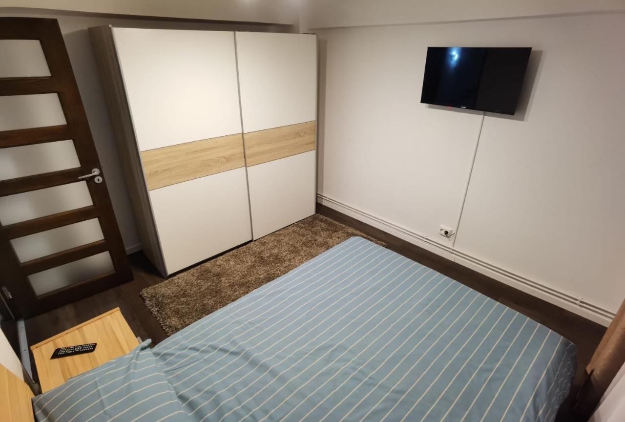 Apartament - Central Târgu Jiu Exteriör bild